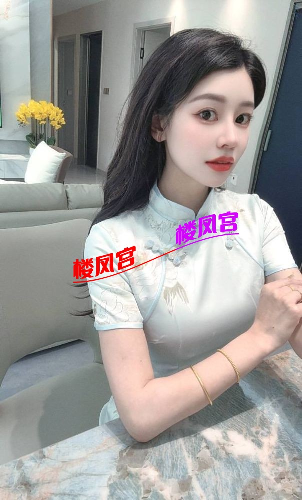 小V1.jpg